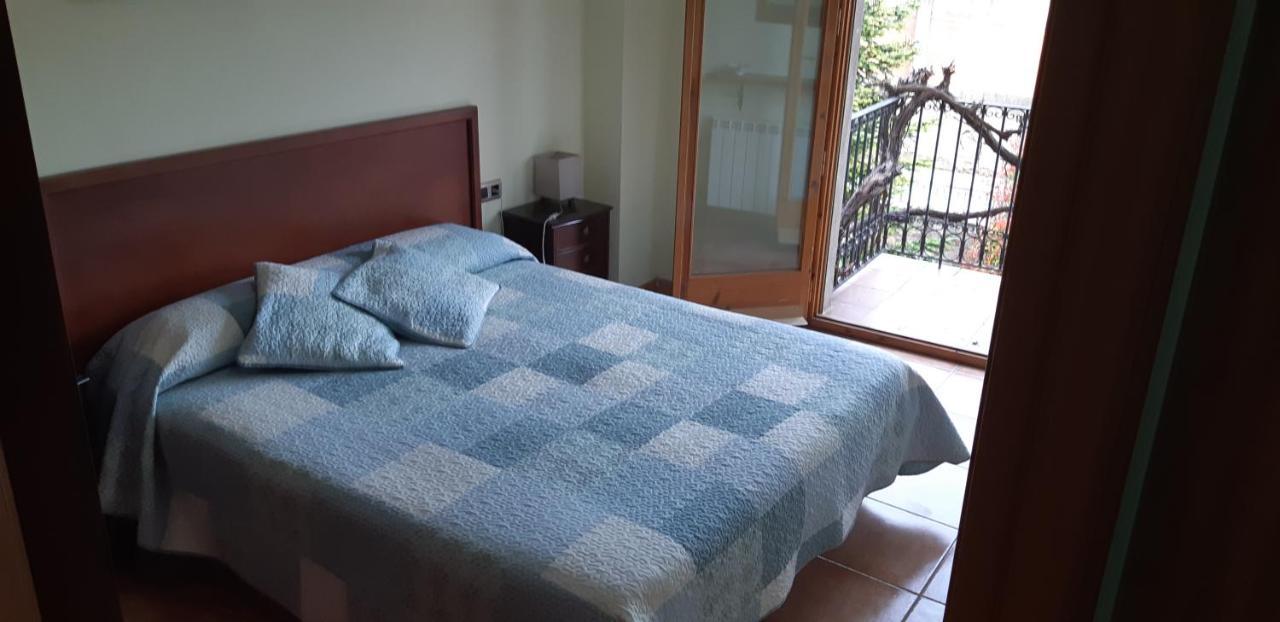 Aparthotel Cal Sabata Estany Exterior foto